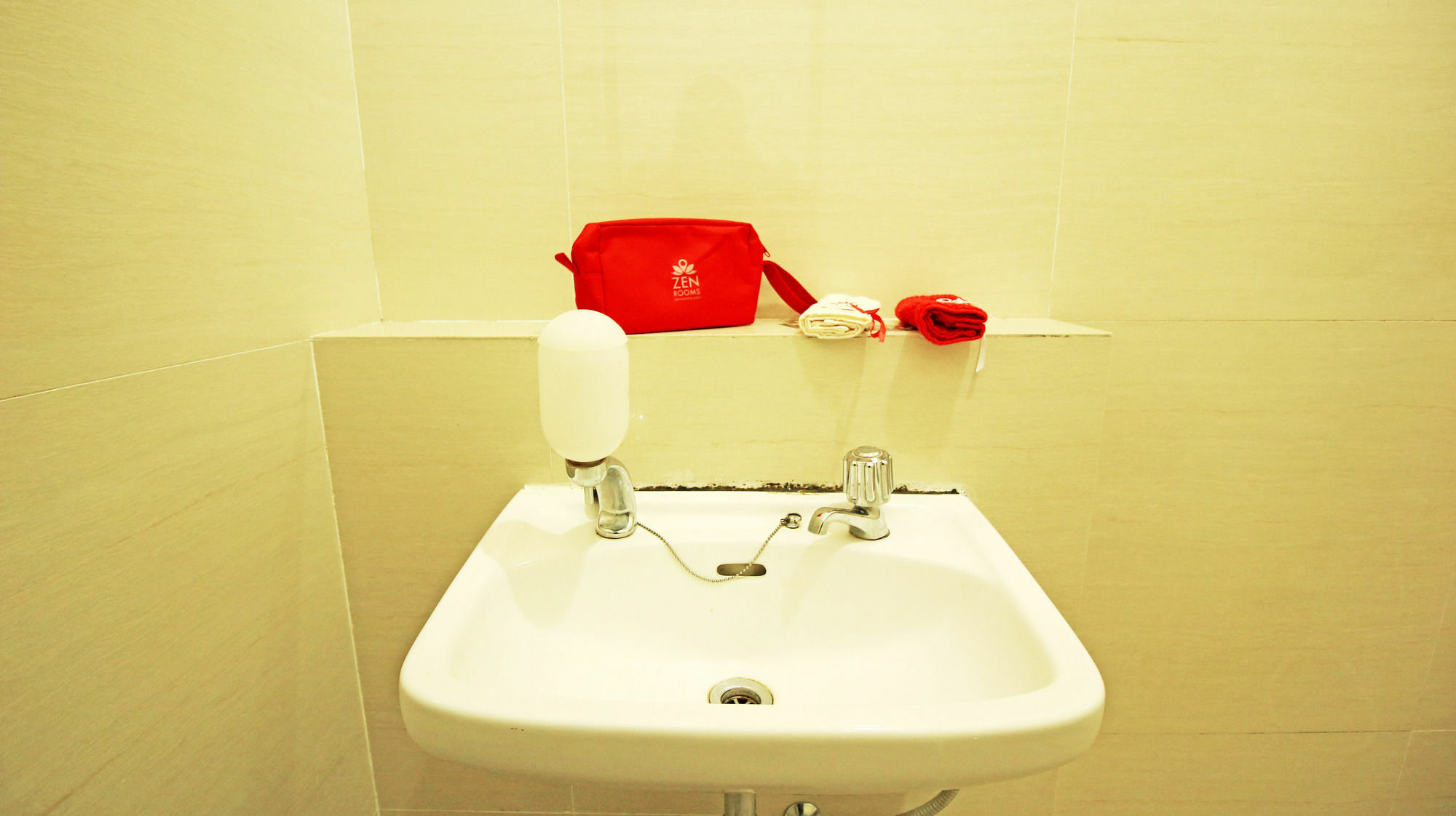 Zen Rooms Mundinglaya Dago 万隆 外观 照片